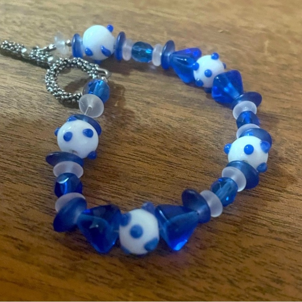 Chic Blue and White Beaded Bracelet